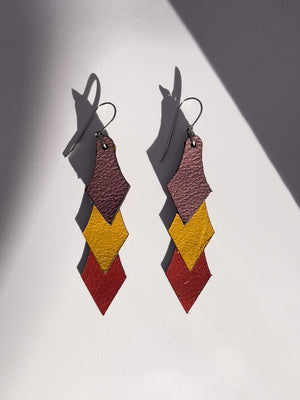 Open image in slideshow, triple leather arrow earrings
