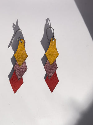 Open image in slideshow, triple leather arrow earrings
